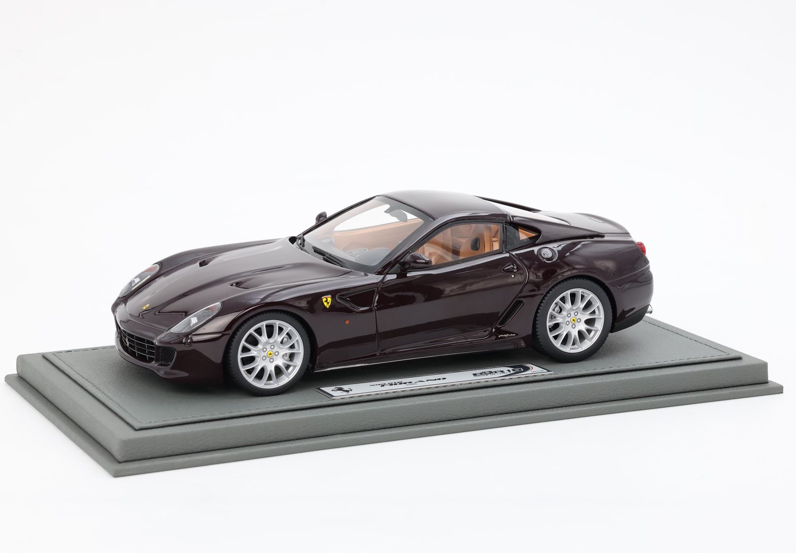 FERRARI 599 GTB FIORANO 2006 Manual Gear - made in italy Vinaccia cuoio color interior