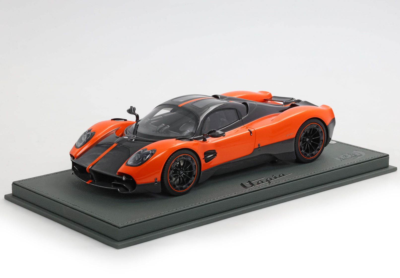 Pagani Utopia Coupe Arancio Marbella