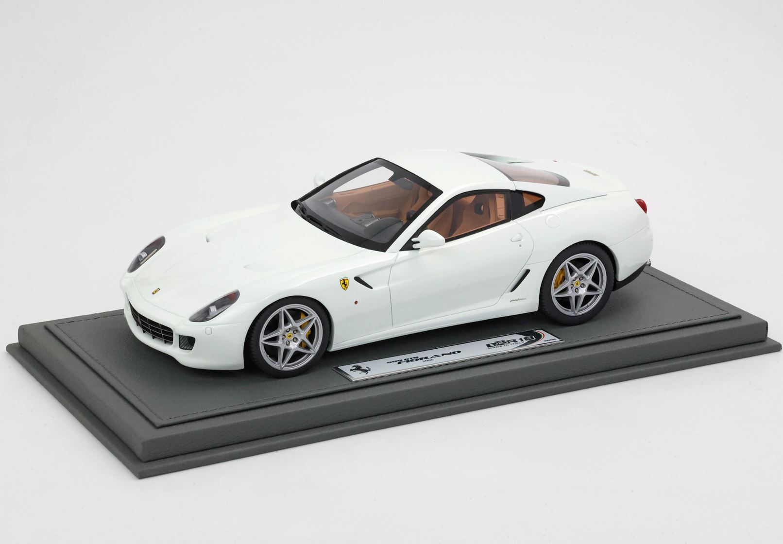 FERRARI 599 GTB FIORANO 2006 Automatic Gear - made in italy Avus White cuoio color interior