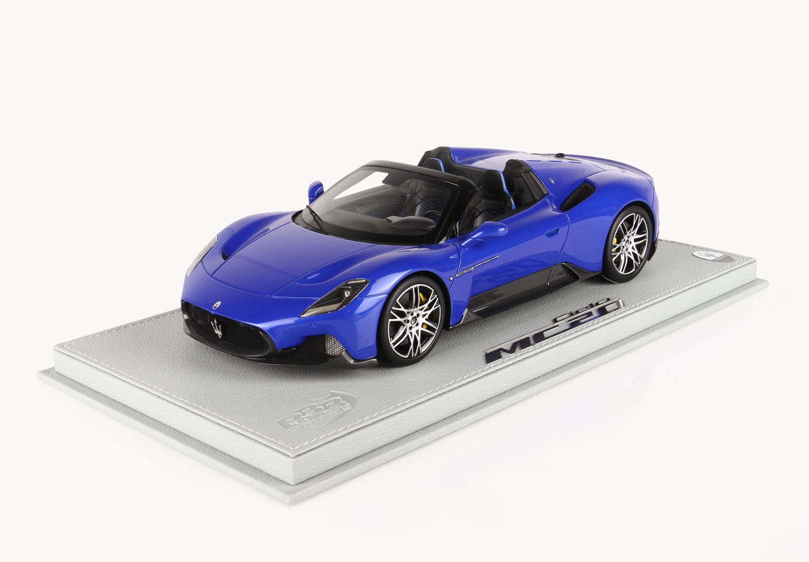 Maserati MC20 CIELO blue infinito