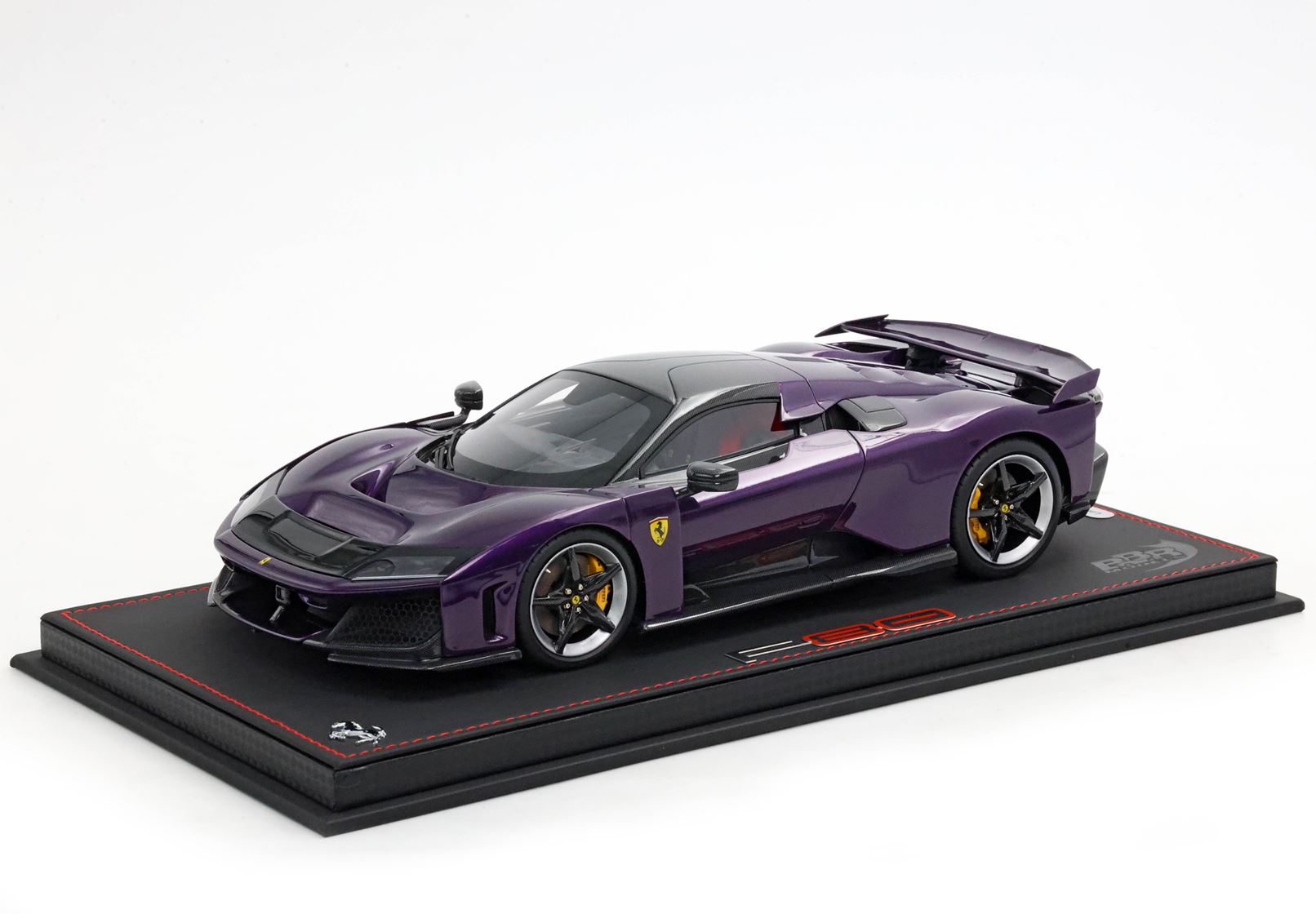 Ferrari F80 carbon optional Viola Hong Kong
