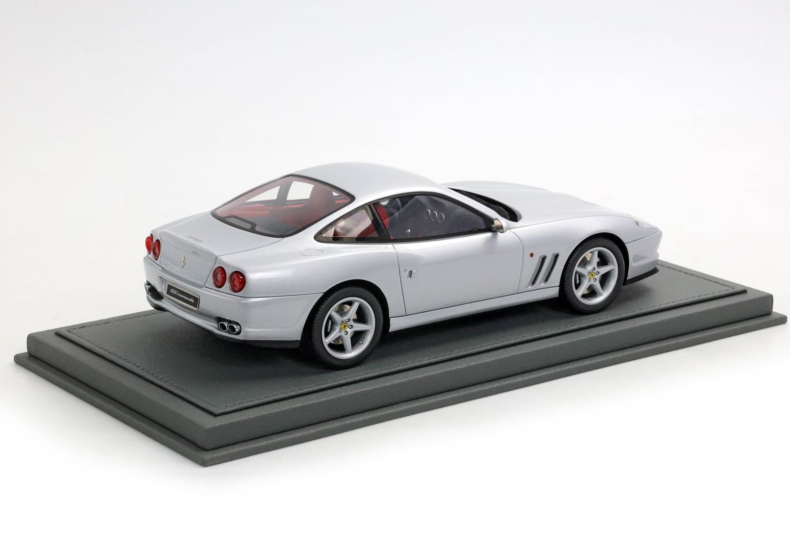 Ferrari 550 Maranello 1996 Ex Schumacher - made in italy Argento Nurburgring - Red (Alternate)