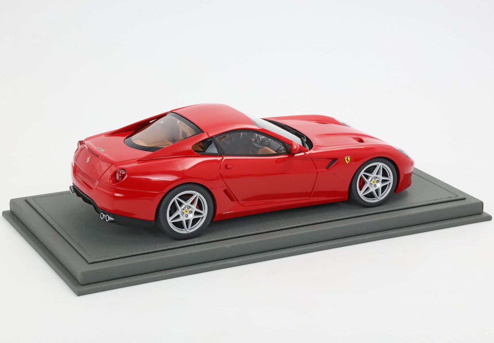 FERRARI 599 GTB FIORANO 2006 Automatic Gear - made in italy Total Rosso corsa - Leather interior (Alternate)