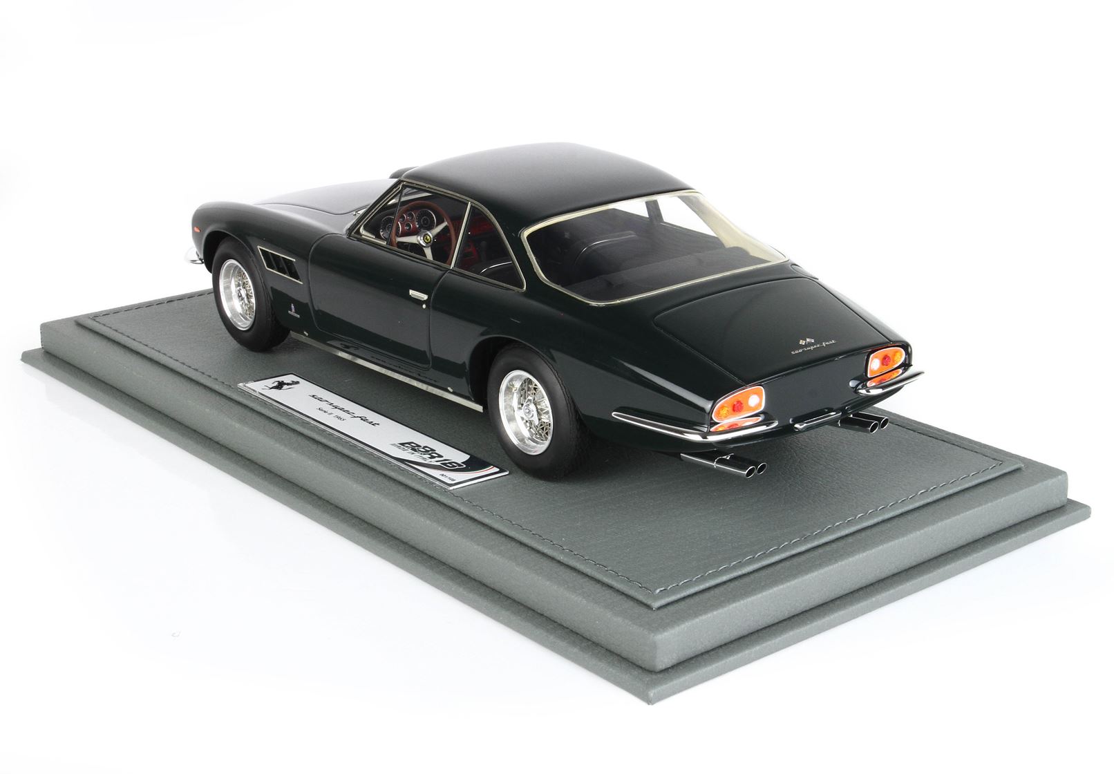 Ferrari 500 Superfast 1965 Serie II dark green (Alternate)