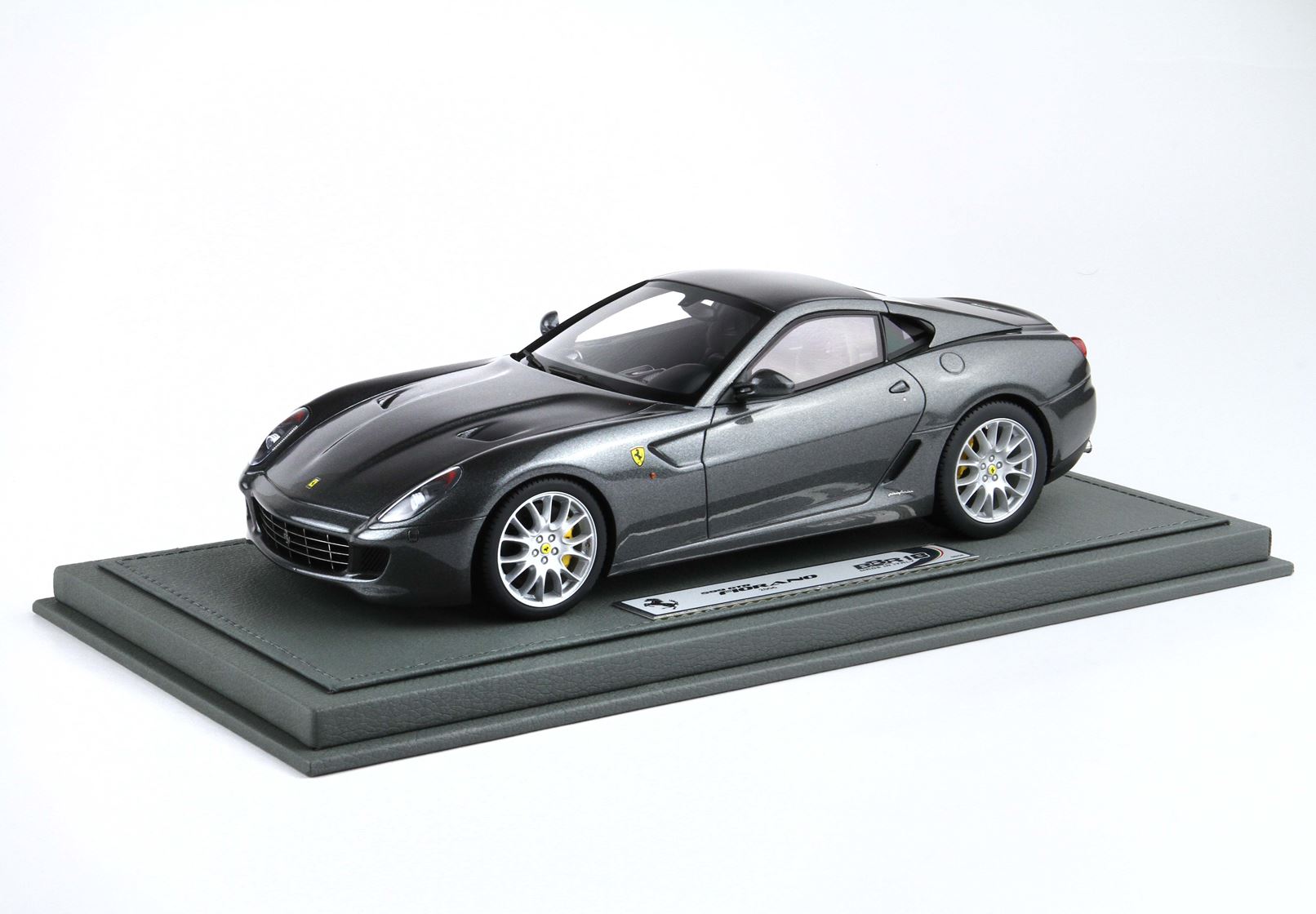 FERRARI 599 GTB FIORANO 2006 Manual Gear - made in italy Silverstone Grey