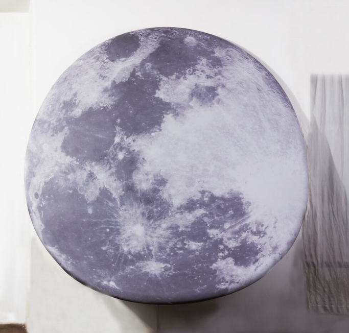 Moon Dot