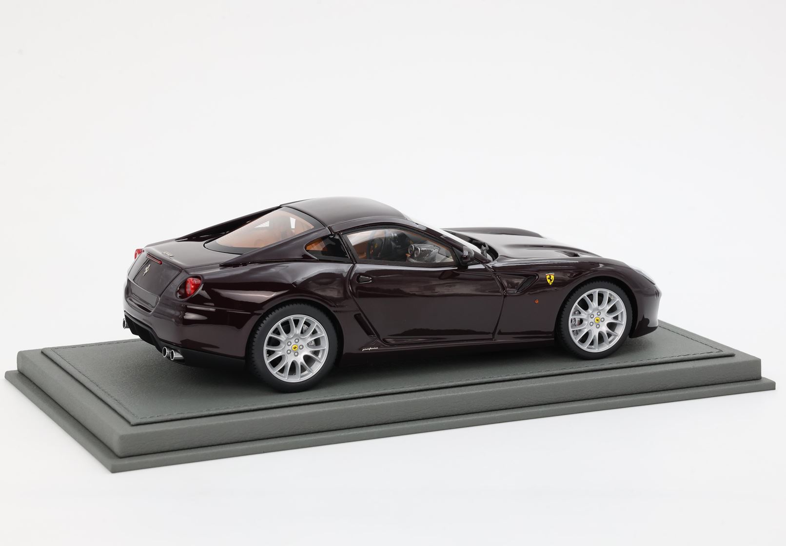 FERRARI 599 GTB FIORANO 2006 Manual Gear - made in italy Vinaccia cuoio color interior (Alternate)