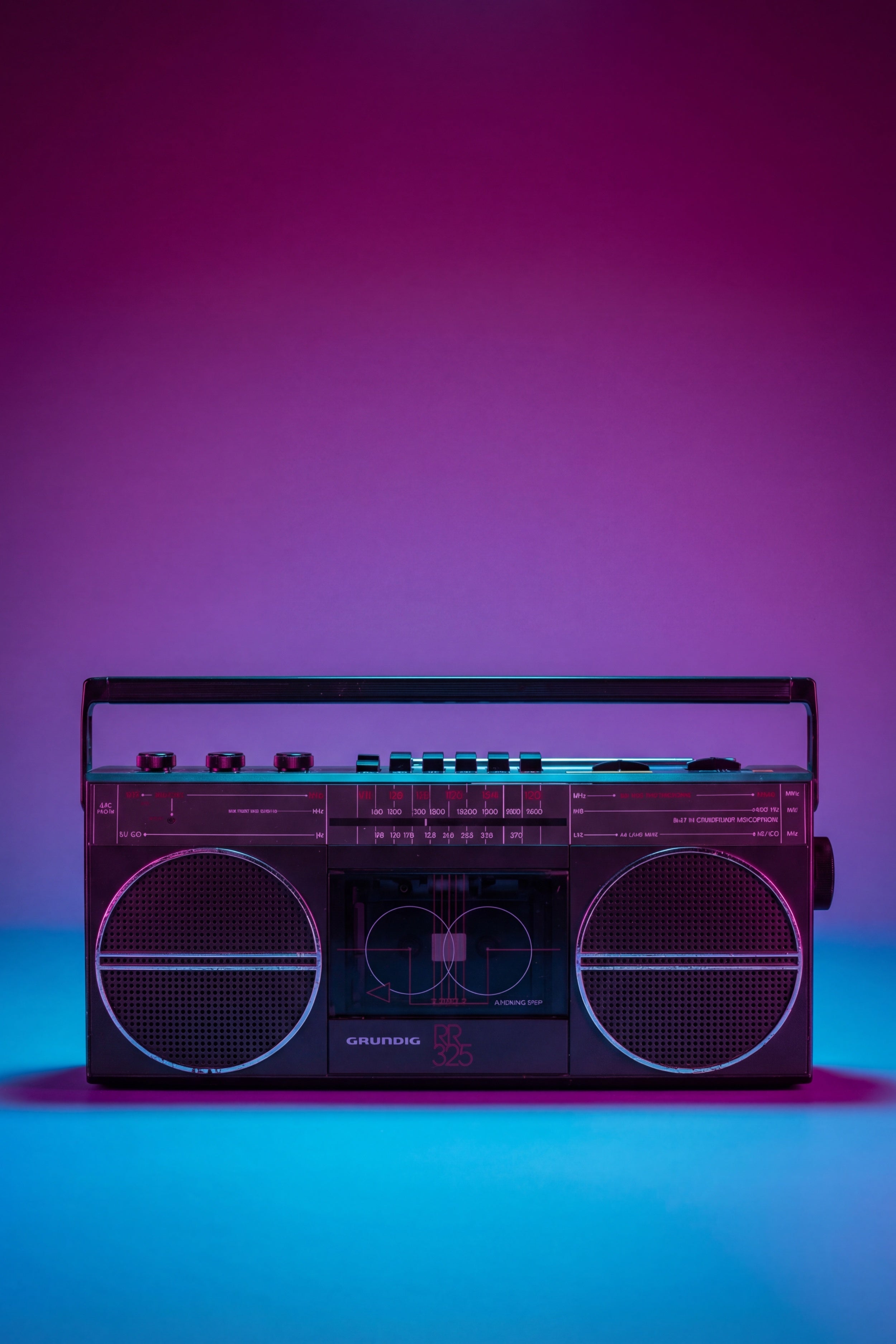 Boombox Bluetooth Grundig Vintage de 1985 (Alternate)
