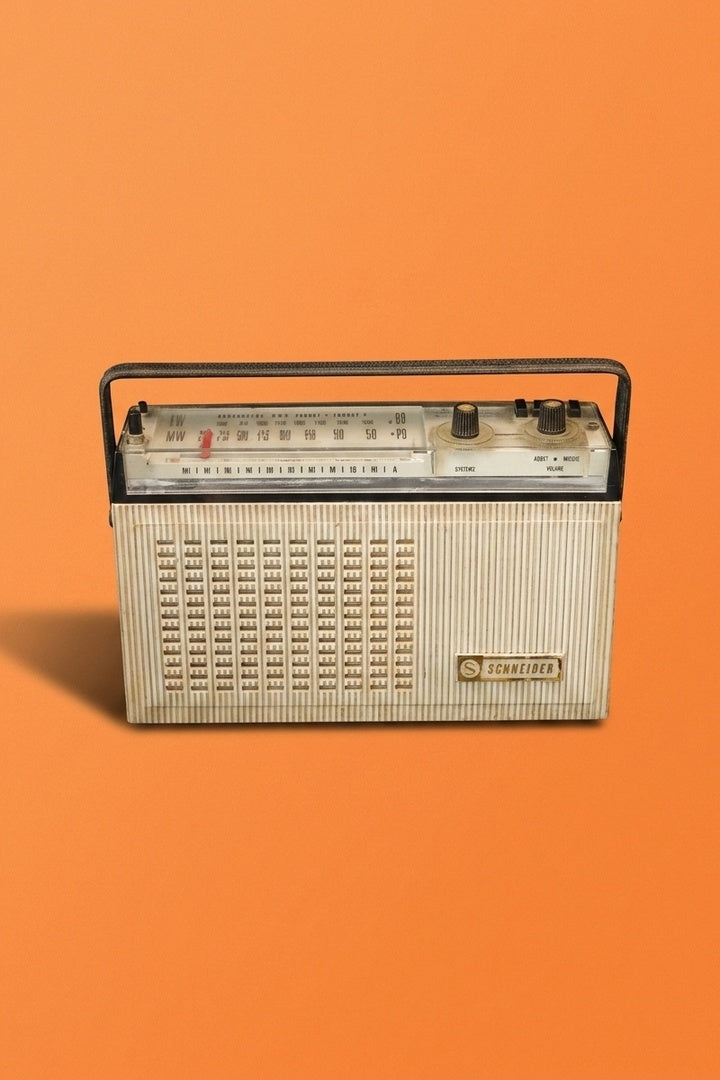 Transistor Bluetooth Schneider Vintage de 1962 (Alternate)