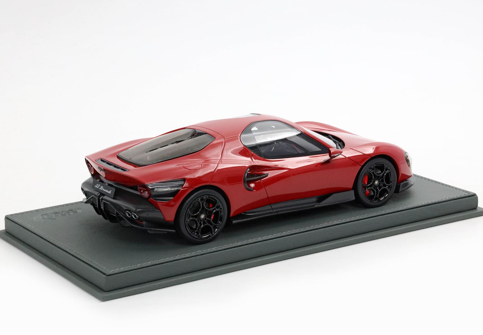 Alfa Romeo 33 Stradale Rosso Alfa (Alternate)