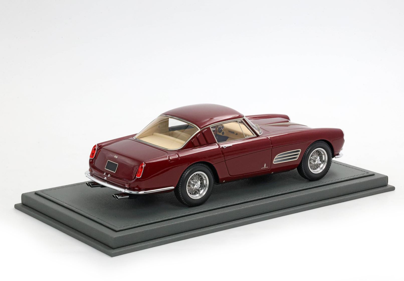 Ferrari 410 Superamerica Serie III SN 1495 SA Ruby red (Alternate)