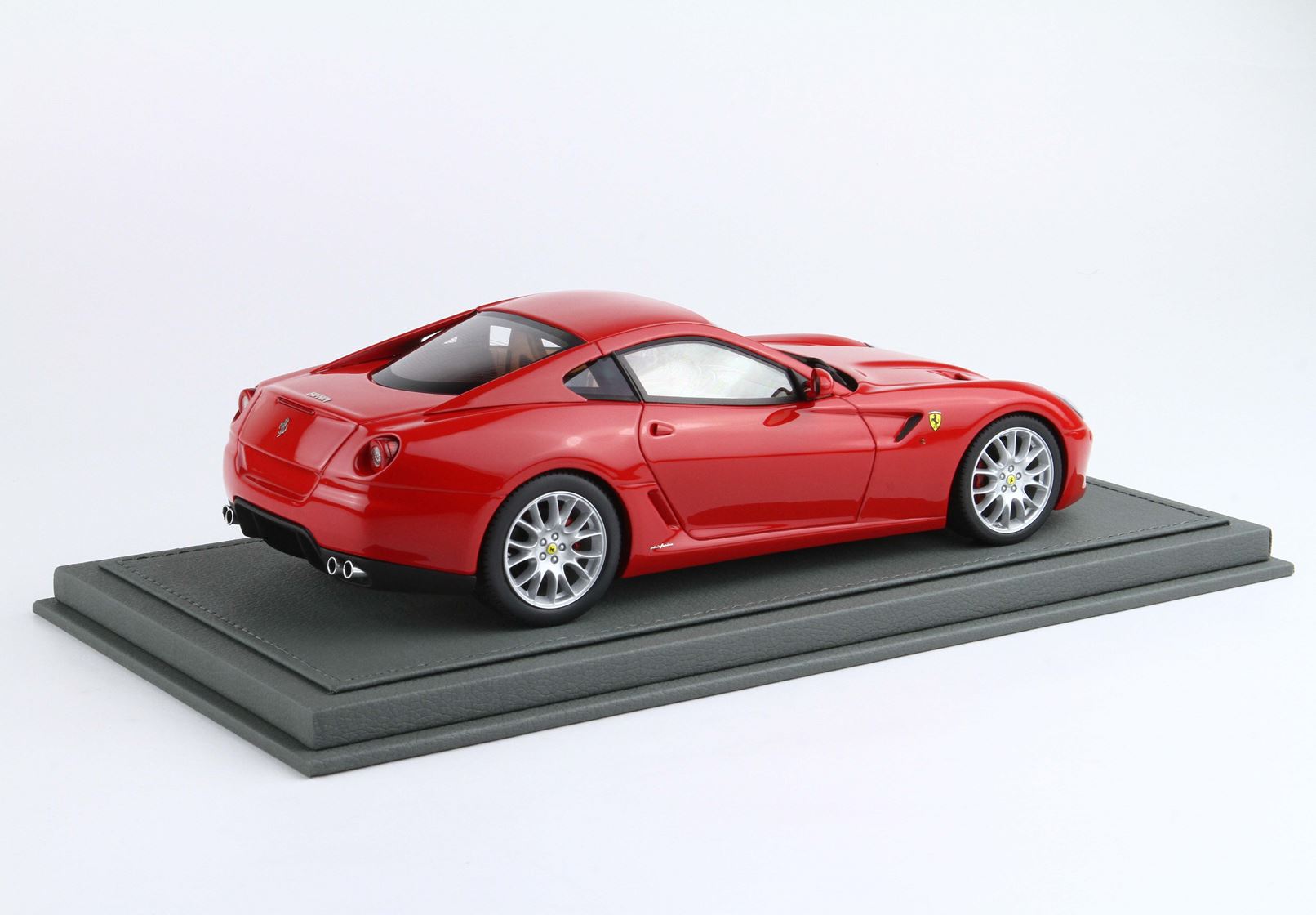 FERRARI 599 GTB FIORANO 2006 Manual Gear - made in italy Rosso Corsa cuoio color interior (Alternate)