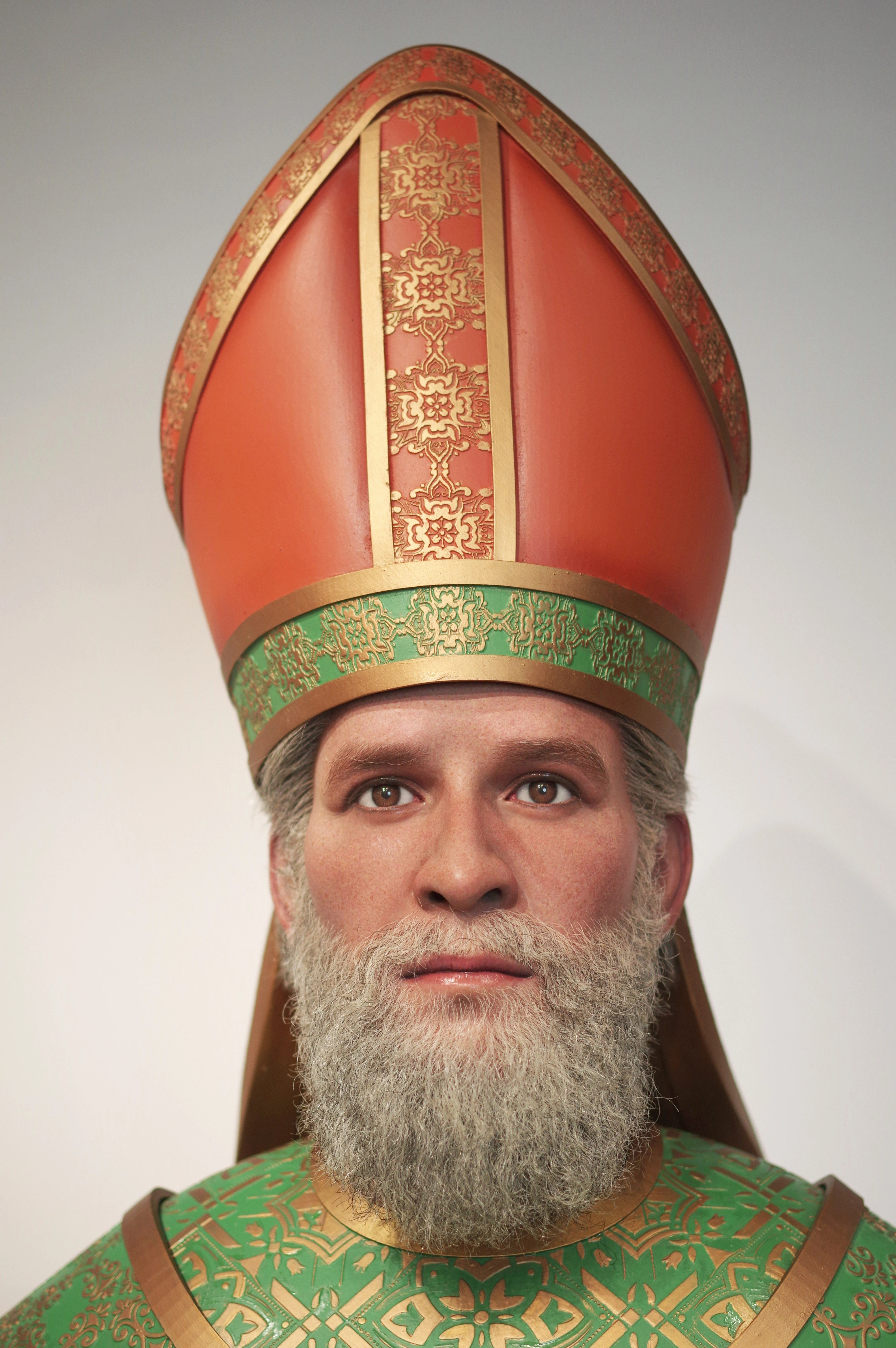 Commission a Hyper-Realistic Lifesize Wax Figure of Christian Pope | Exclusive Pontiff Replica for Sacred Spaces