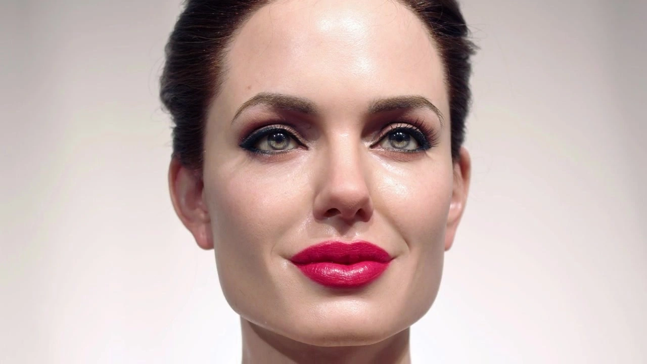 The Most Beautiful Angelina Jolie's Life-Size Wax Figure from Our Wax Figure Factory | DXDF, Grand Orient Wax Figure