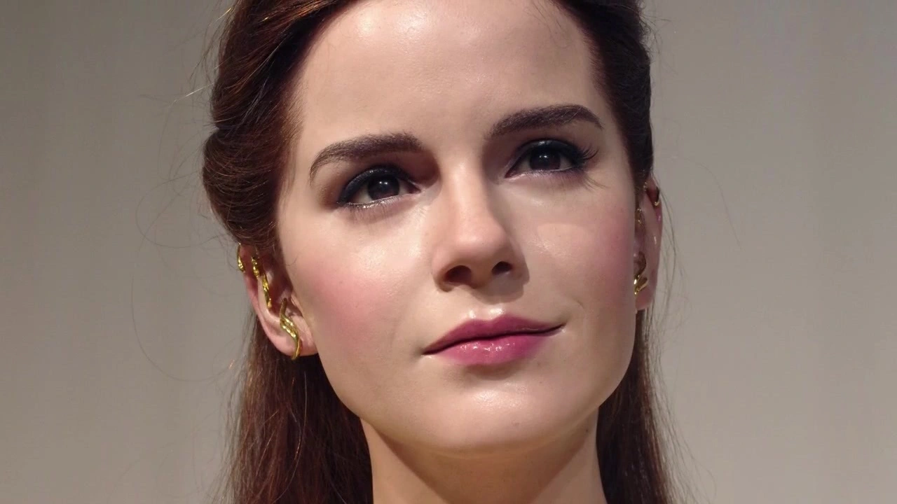 The Most Realistic Mannequin Statues of Emma Watson in Beauty and the Beast from China | DXDF, Grand Orient Wax Figure