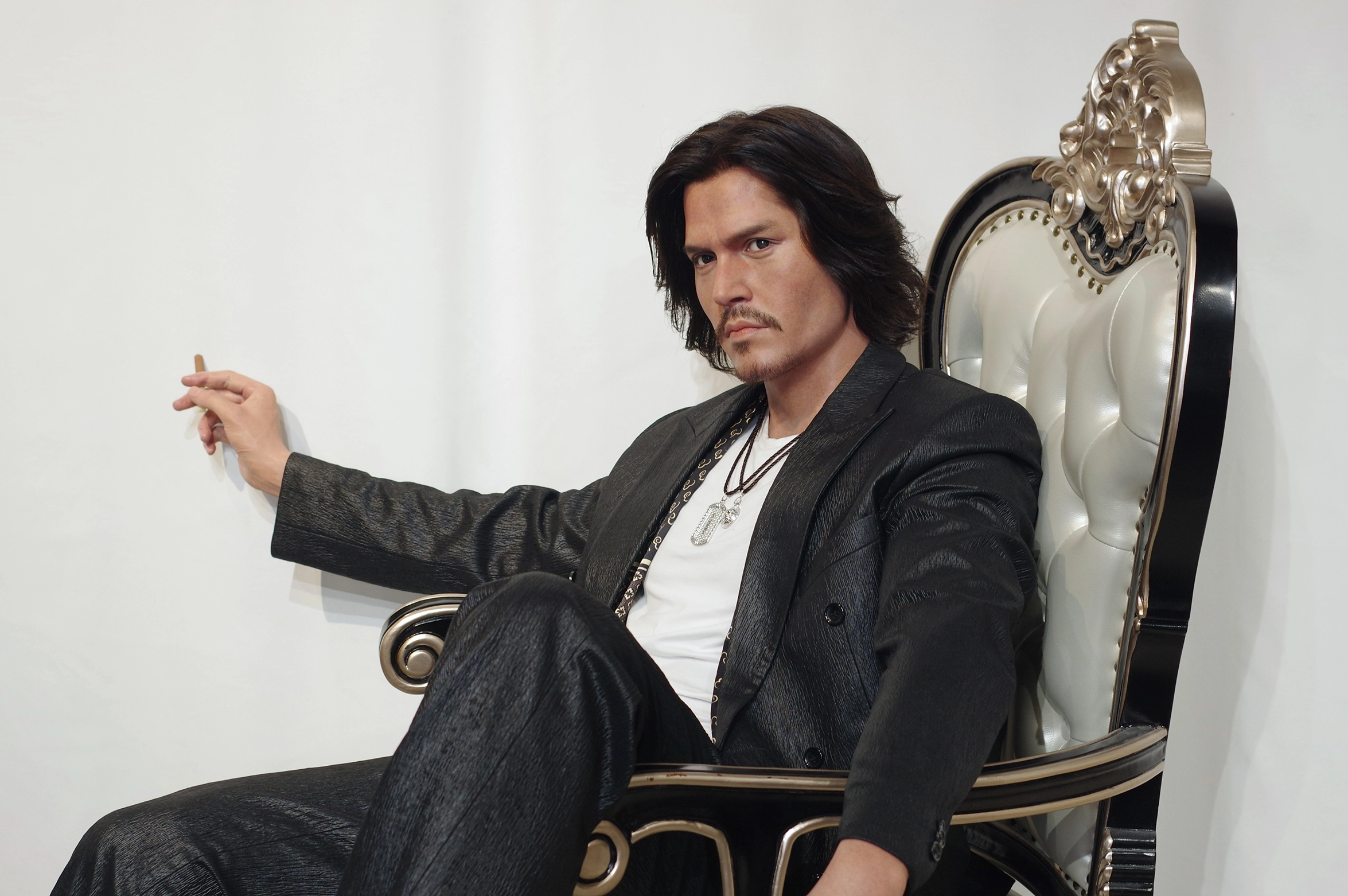 Life Size Custom Made Hollywood Celebrity Johnny Depp Mannequin | DXDF, Grand Orient Wax Figure Factory