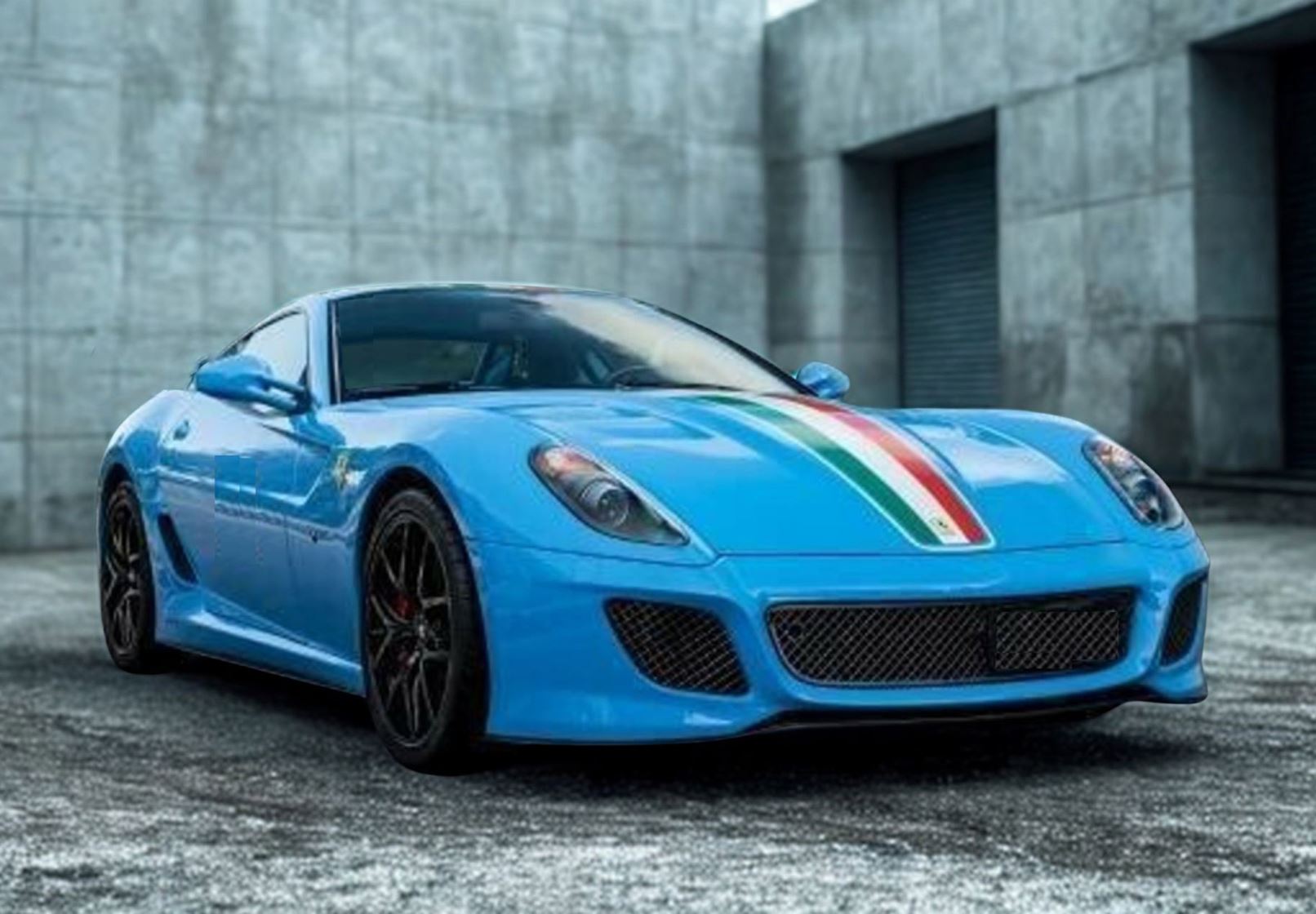 Ferrari 599 GTO 2010 - made in Italy Baby Blu with Italian stripe