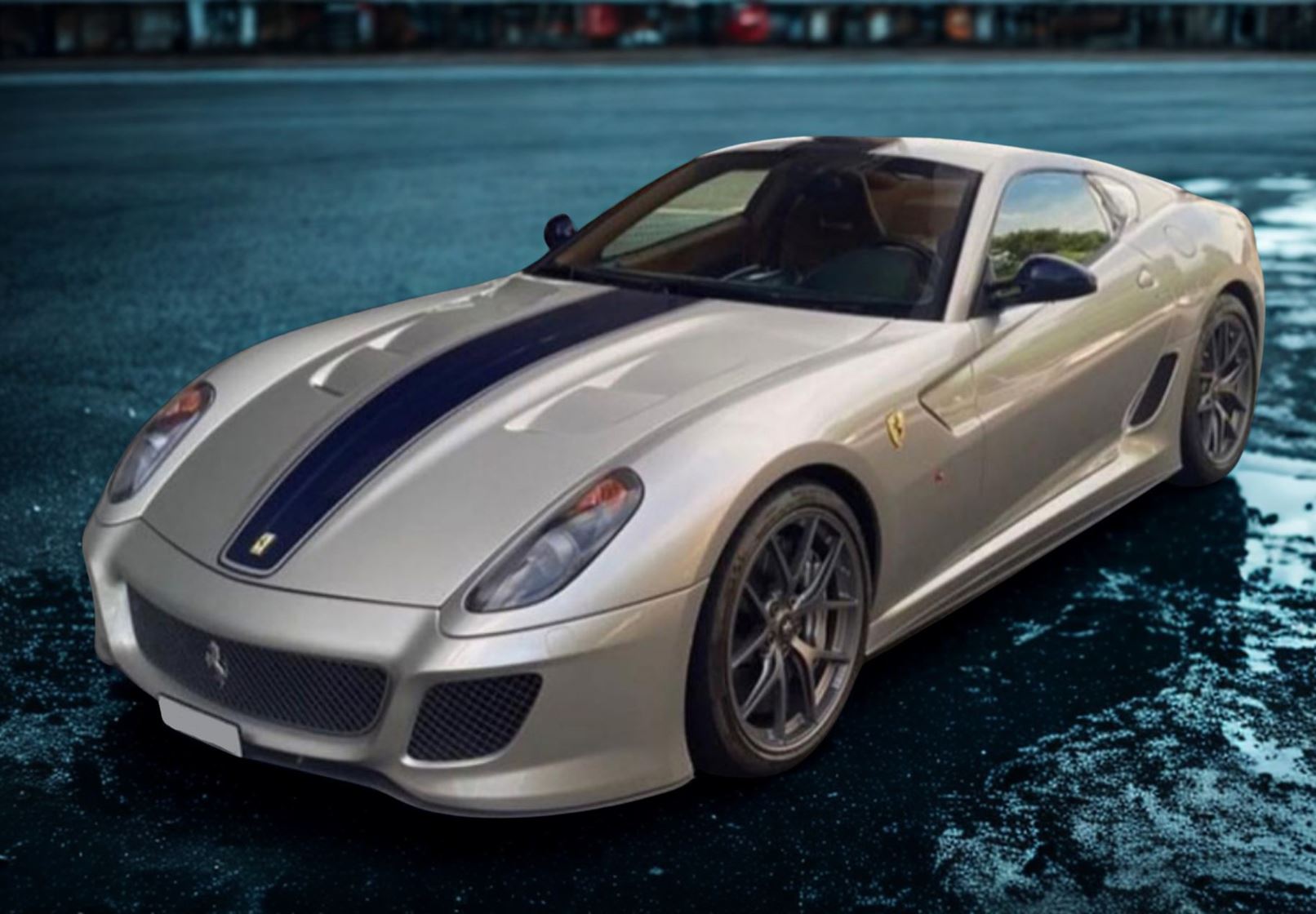 Ferrari 599 GTO 2010 - made in Italy Grigio Ingrid with blue stripe
