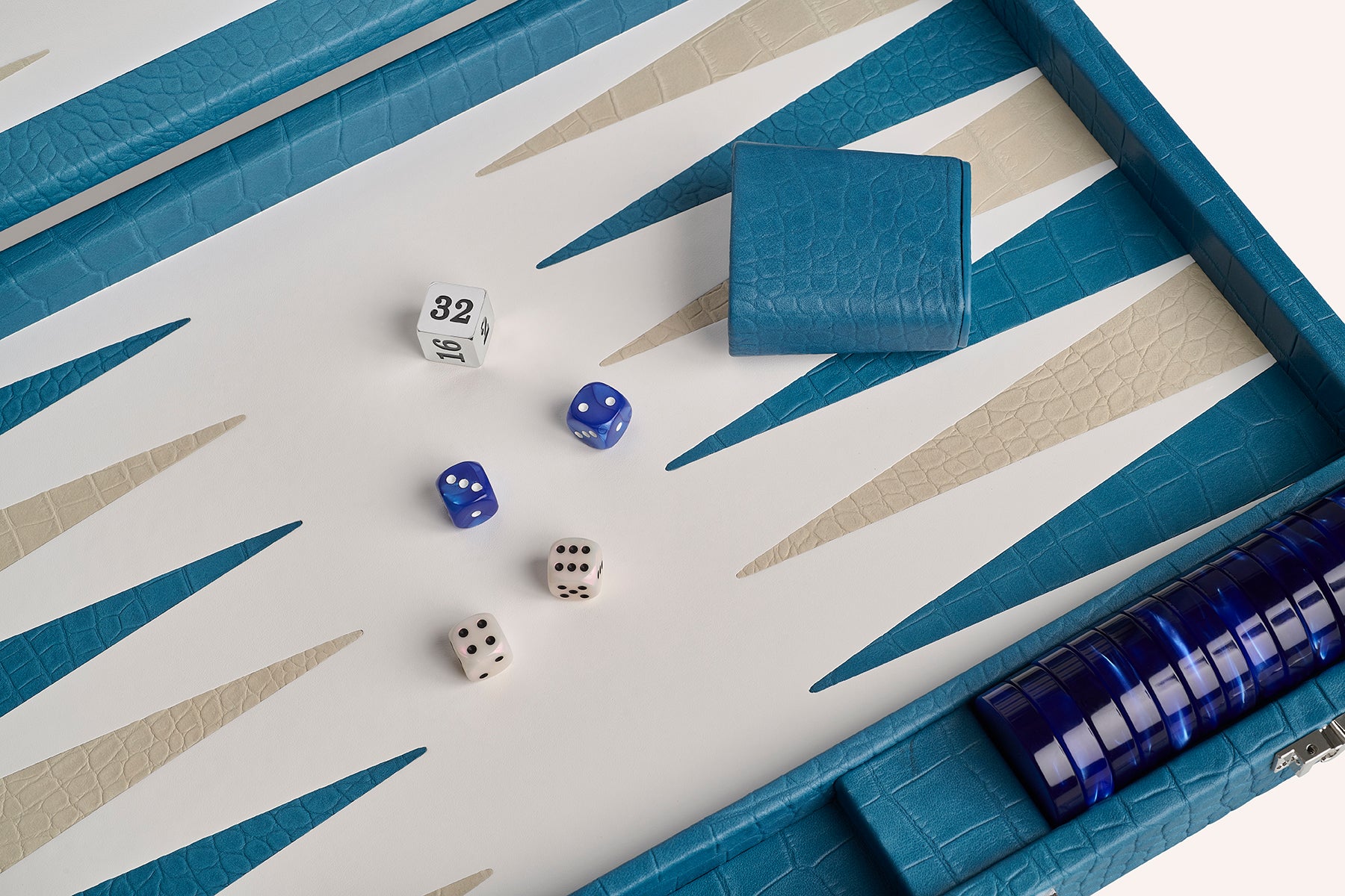 Backgammon Competition Alligator Print (Alternate)