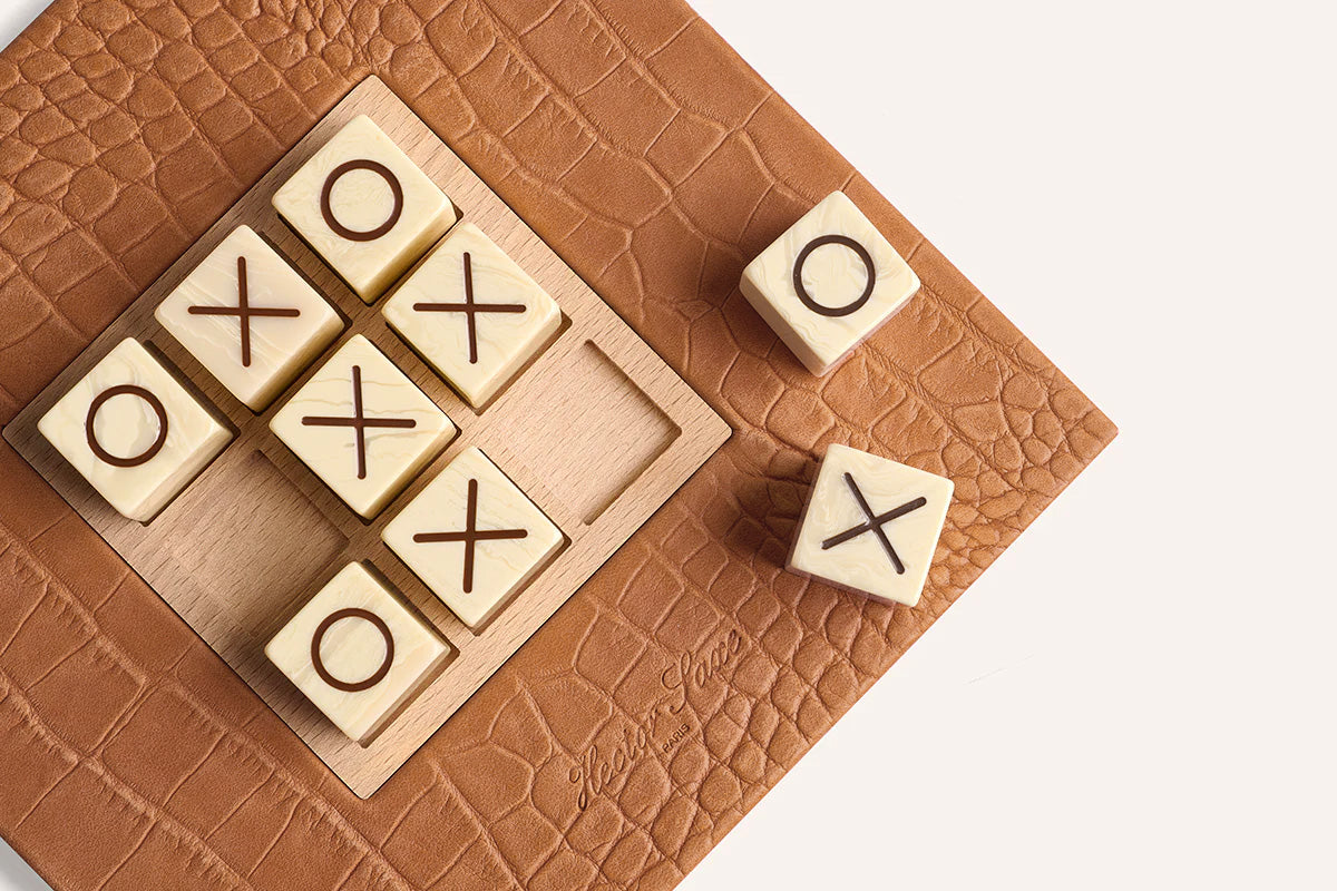Tic Tac Toe Alligator Print (Alternate)