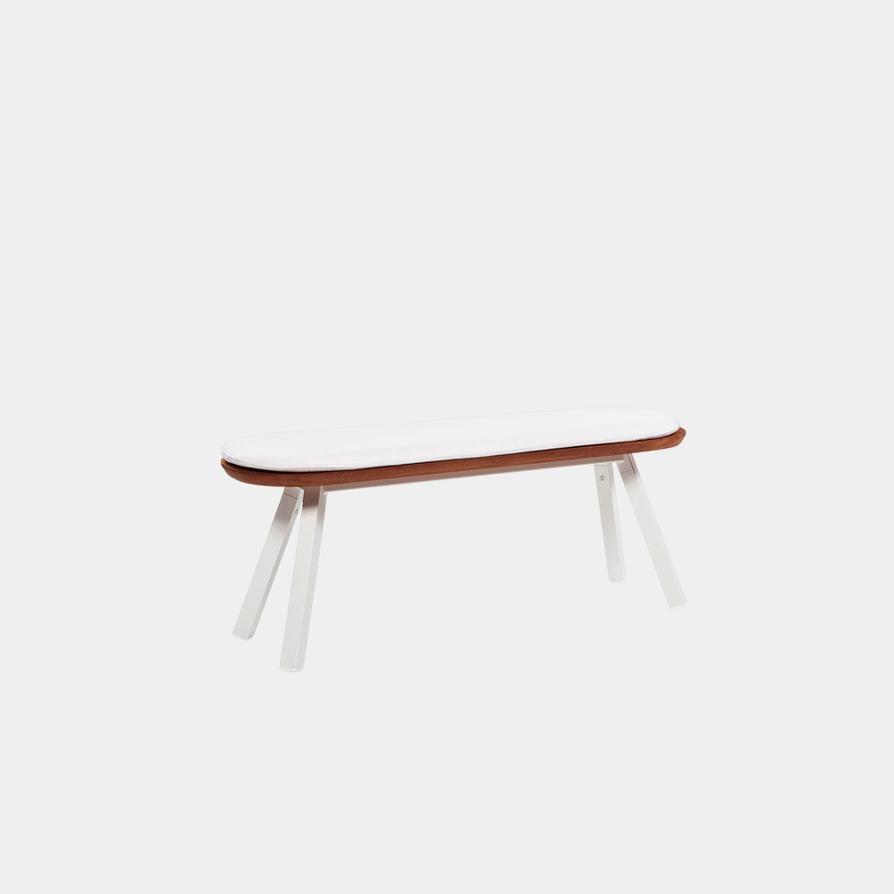 You and Me bench + cushion (Alternate)