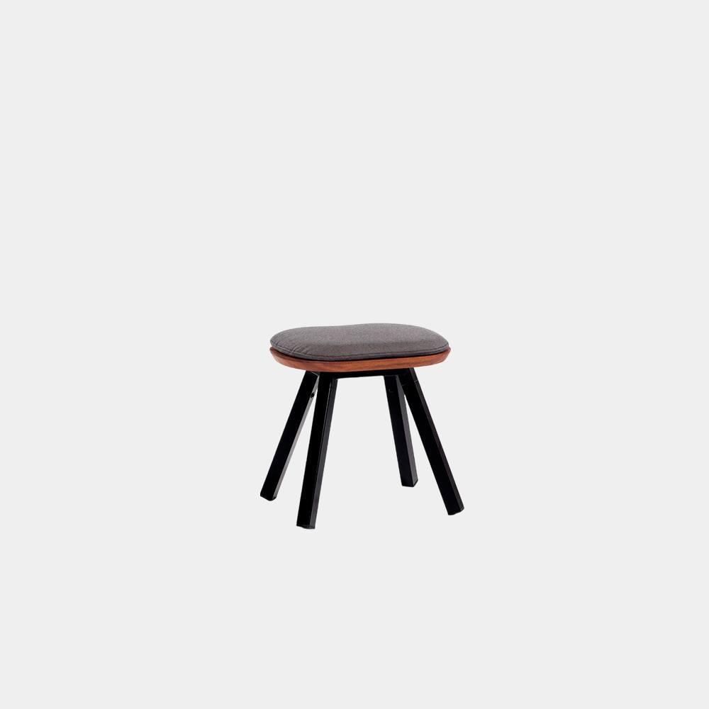 You and Me bench + cushion