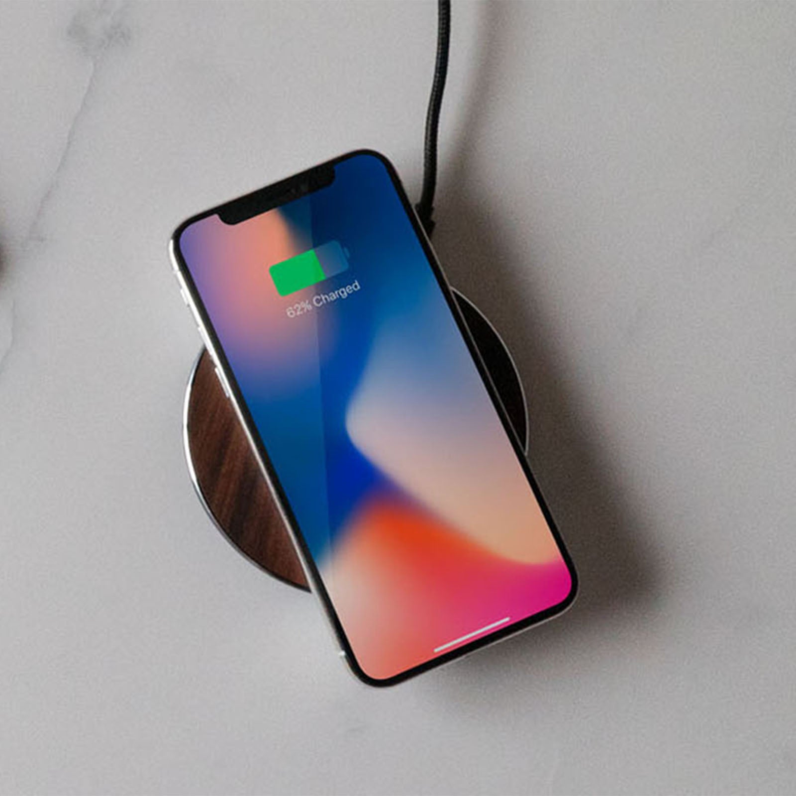 Solo Wireless Charger – Rosewood (Alternate)